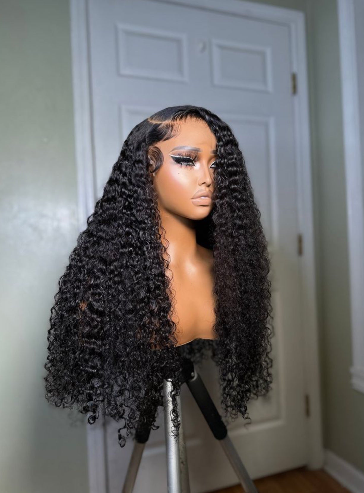 Curly HD Lace 13X4 Wig Natural Black